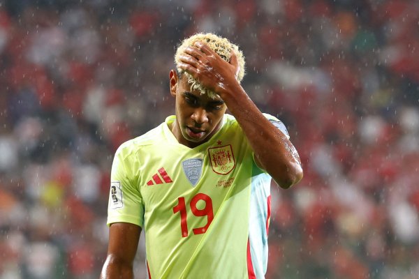 Phóng viên: Yamal sẽ ở chế độ chờ trong 2-3 tuần và bỏ lỡ trận đấu với Sevilla và Girona