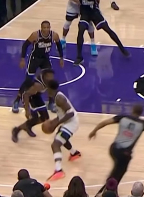 😵Sau khi lùi hai bước, bạn vẫn